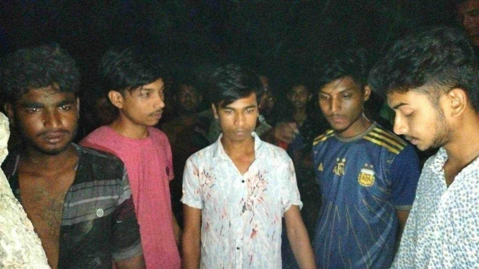 রাজশাহীতে ছাত্রলীগের নামে চাঁদাবাজির সময় ৫ যুবক আটক