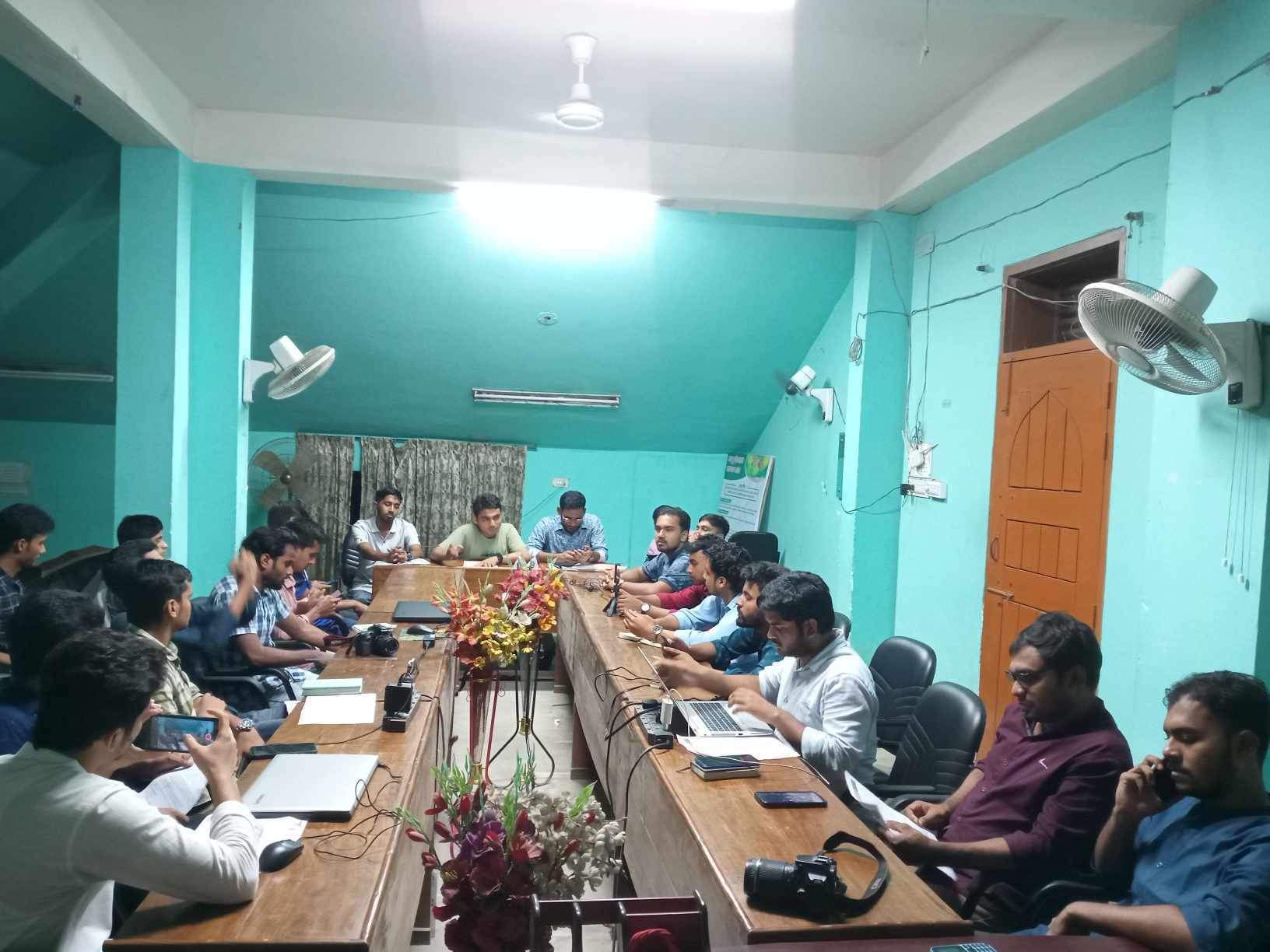 কর্মকর্তা সমিতির সভাপতিকে লাঞ্ছনার অভিযোগ ভিত্তিহীন, ইবি ছাত্রলীগ