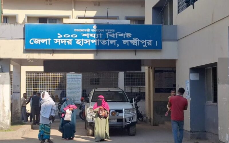 লক্ষ্মীপুরে ট্রাক-সিএনজি সংঘর্ষে একজন নিহত, দুই শিক্ষার্থীসহ আহত ৬