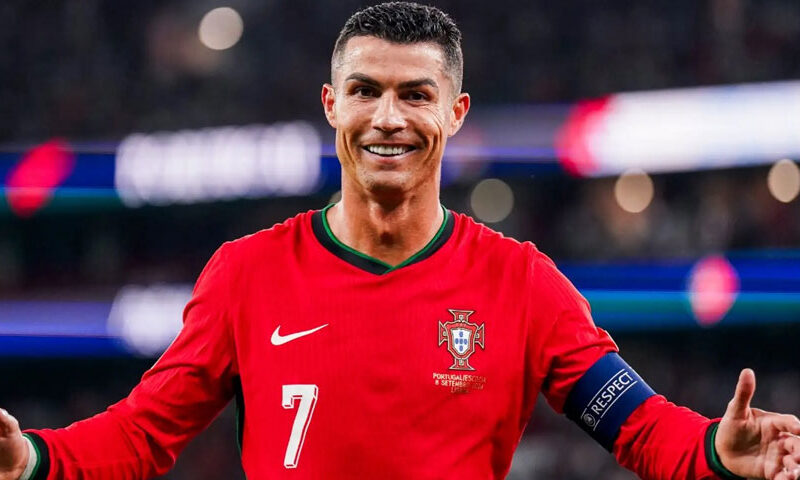 টানা তৃতীয়বার আয়ের শীর্ষে রোনালদো, পিছিয়েছেন মেসি