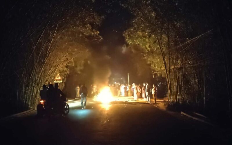 রায়পুরে মব জাস্টিস ঠেকাতে গিয়ে সংঘর্ষ, আহত ৪ পুলিশ সদস্য