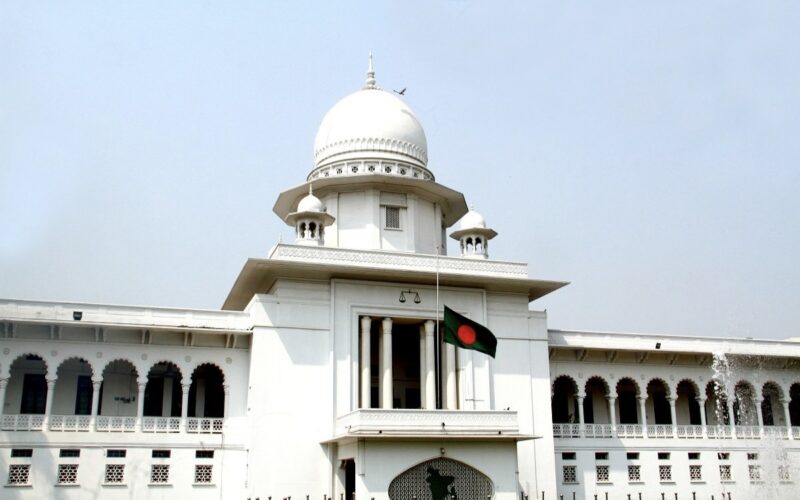 ডিপ্লোমাধারী ডেন্টাল অ্যাসিস্ট্যান্টরা রোগী দেখতে পারবেন না