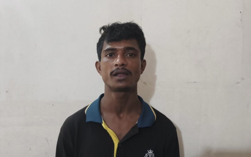 কমলনগরে একাধিক মামলার পলাতক আসামি গ্রেপ্তার