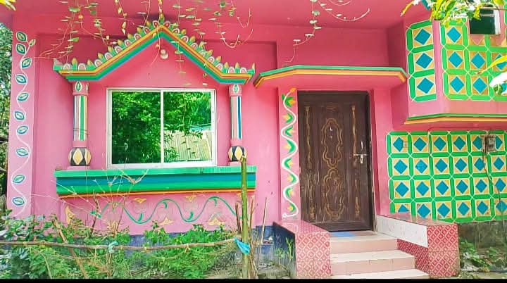 রামগঞ্জে বসত ঘর থেকে প্রবাসীর স্ত্রীকে বিতাড়িতের অভিযোগ